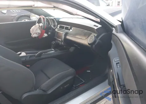 2015 Chevrolet Camaro 1Lt из США, поврежденный, VIN 2G1FD1E32F9226331